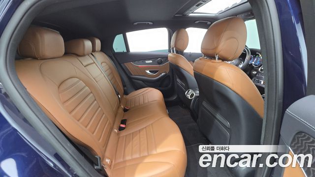 Mercedes-Benz GLC-Class GLC300e 4MATIC Coupe Premium package