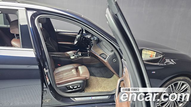 BMW 5-Series 520d xDrive M Sport Package Plus