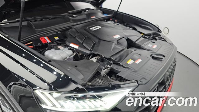 Audi Q8 55 TFSI Quattro Premium