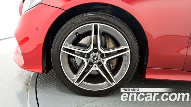 Mercedes-Benz E-Class E220d Coupe