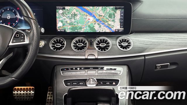 Mercedes-Benz E-Class E220d Coupe