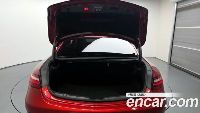 Mercedes-Benz E-Class E220d Coupe