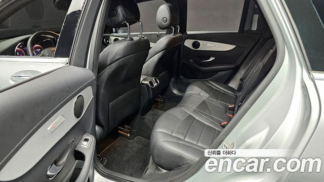 Mercedes-Benz GLC-Class GLC220 d 4MATIC