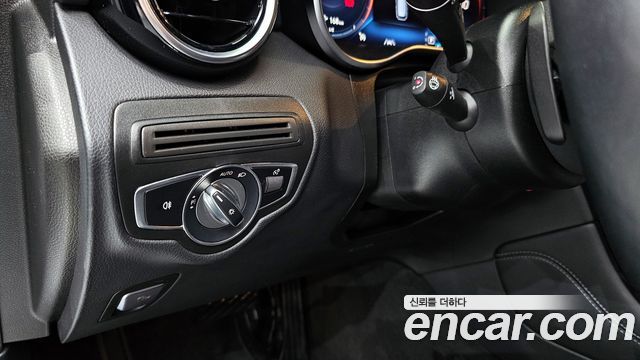 Mercedes-Benz GLC-Class GLC220 d 4MATIC