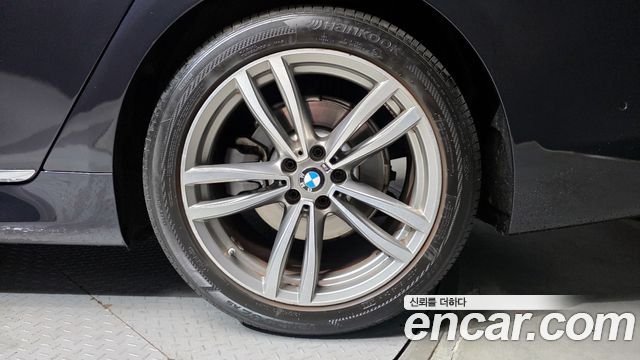 BMW 7-Series 730d xDrive M Sport