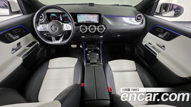 Mercedes-Benz GLA-Class GLA250 4MATIC