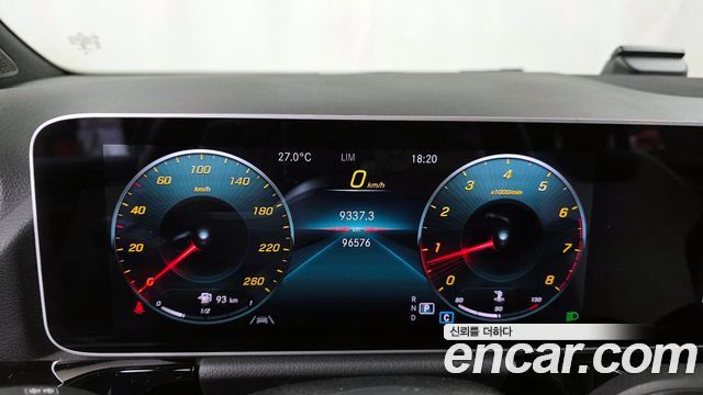 Mercedes-Benz GLA-Class GLA250 4MATIC