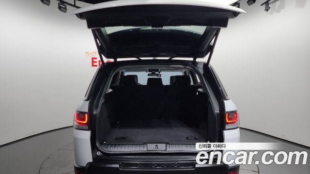 Land Rover Range Rover Sport 3.0 SDV6 HSE