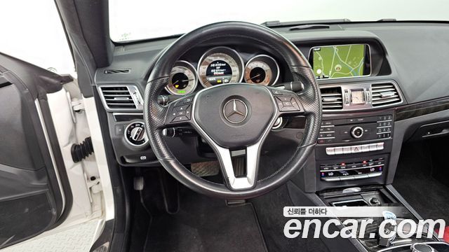 Mercedes-Benz E-Class E200 Coupe