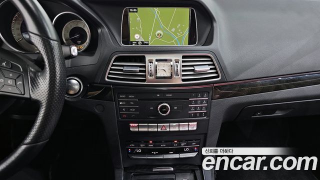 Mercedes-Benz E-Class E200 Coupe
