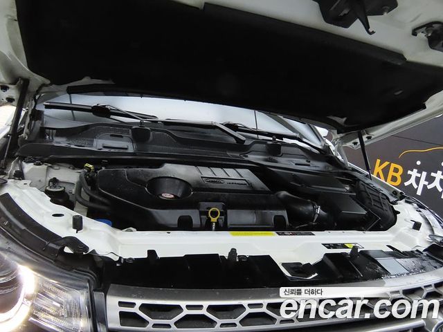 Land Rover Discovery Sport 2.0 TD4 SE