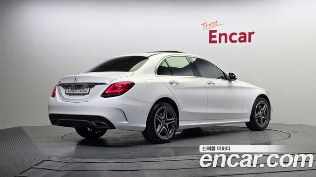 Mercedes-Benz C-Class C200 AMG Line