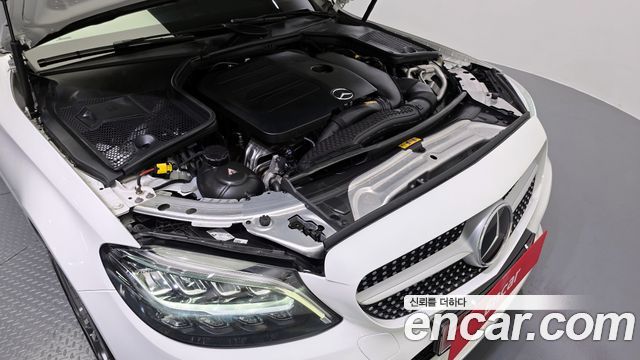 Mercedes-Benz C-Class C200 AMG Line