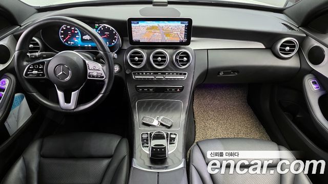 Mercedes-Benz C-Class C200 AMG Line