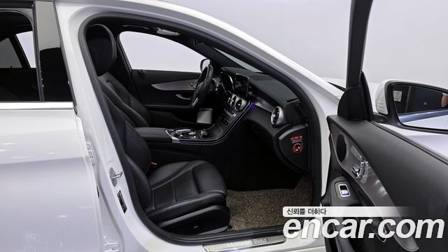 Mercedes-Benz C-Class C200 AMG Line