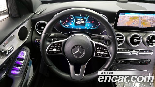 Mercedes-Benz C-Class C200 AMG Line