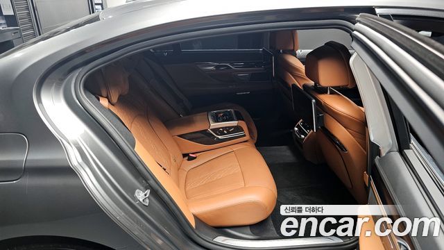 BMW 7-Series 730Ld xDrive M Sport