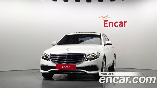 Mercedes-Benz E-Class E300 Exclusive