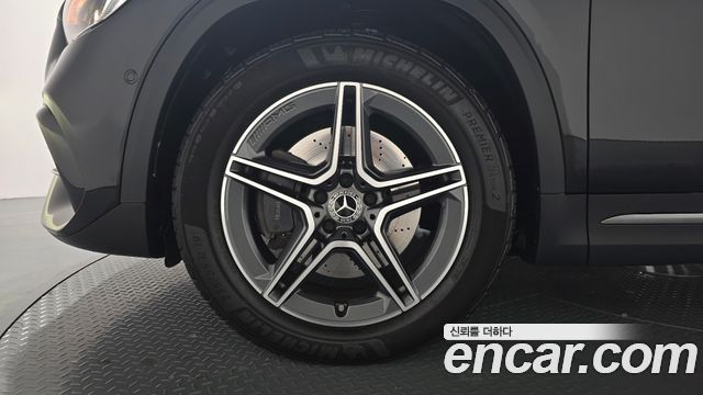 Mercedes-Benz GLA-Class GLA250 4MATIC