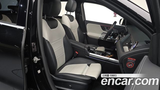 Mercedes-Benz GLA-Class GLA250 4MATIC