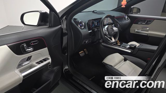 Mercedes-Benz GLA-Class GLA250 4MATIC