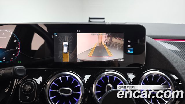 Mercedes-Benz GLA-Class GLA250 4MATIC