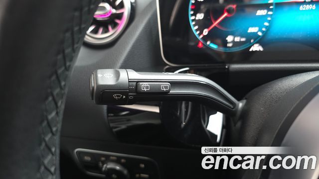 Mercedes-Benz GLA-Class GLA250 4MATIC
