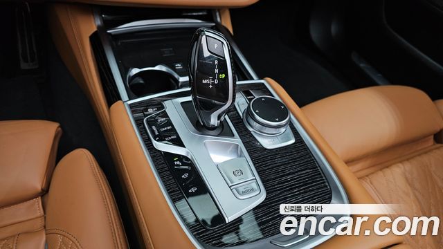 BMW 7-Series 740d xDrive M Sport