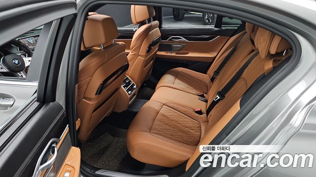BMW 7-Series 740d xDrive M Sport