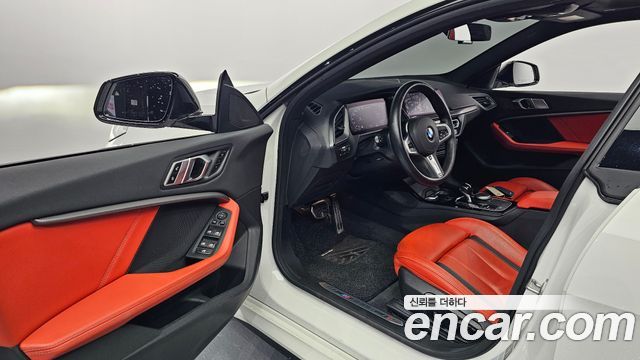 BMW 2-Series M235i xDrive