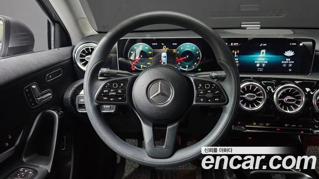 Mercedes-Benz A-Class A250 4MATIC Sedan