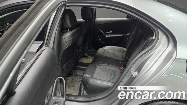 Mercedes-Benz A-Class A250 4MATIC Sedan