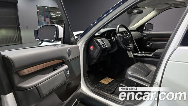 Land Rover Discovery 3.0 TD6 HSE
