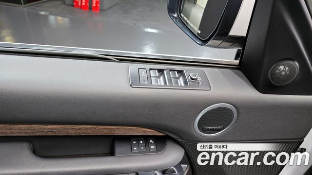 Land Rover Discovery 3.0 TD6 HSE
