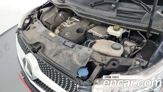 Mercedes-Benz V-Class V300 CDI