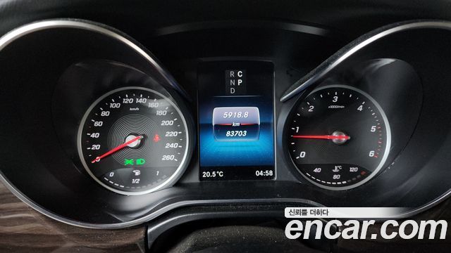 Mercedes-Benz V-Class V300 CDI