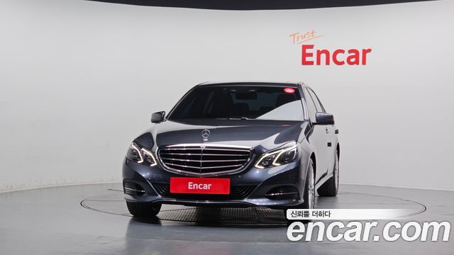 Mercedes-Benz E-Class E300 Elegance