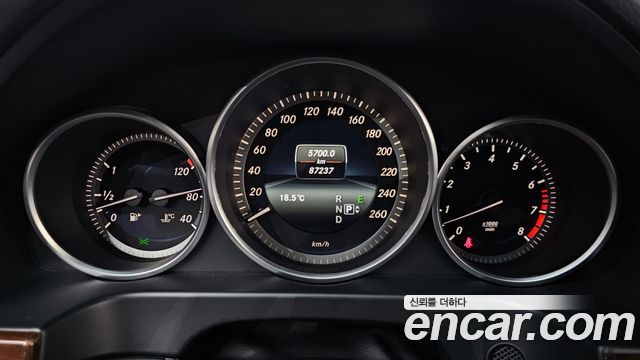 Mercedes-Benz E-Class E300 Elegance