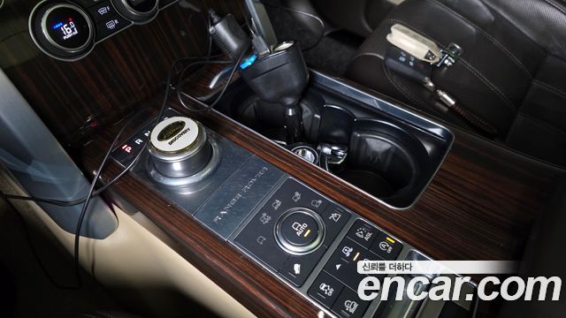 Land Rover Range Rover 4.4 SDV8 Vogue SE DIESEL