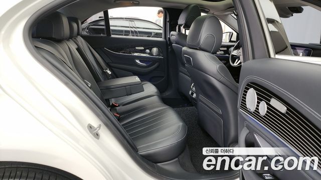 Mercedes-Benz E-Class E450 4MATIC Exclusive