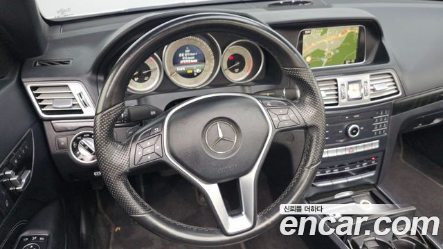 Mercedes-Benz E-Class E200 Cabriolet