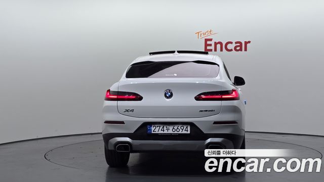 BMW X4 xDrive20i xLine