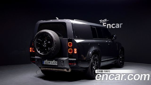 Land Rover Defender 130 P400 Outbound