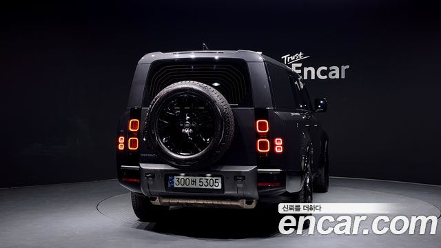 Land Rover Defender 130 P400 Outbound