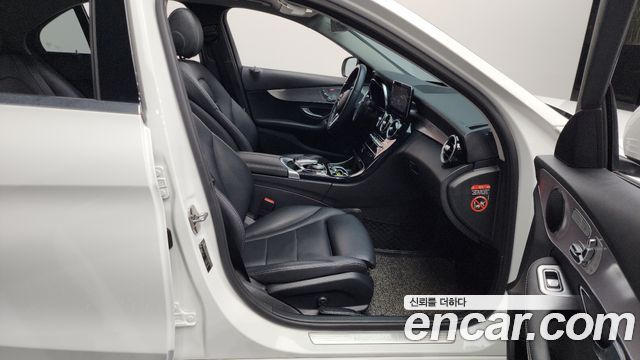 Mercedes-Benz C-Class C200 Avantgarde