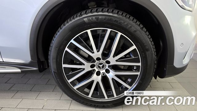 Mercedes-Benz GLC-Class GLC220 d 4MATIC