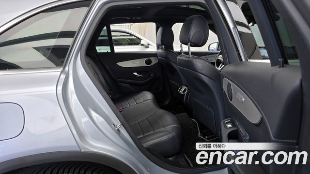 Mercedes-Benz GLC-Class GLC220 d 4MATIC