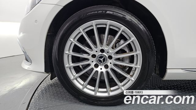 Mercedes-Benz E-Class E250 Exclusive