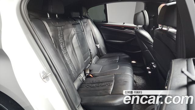 BMW 5-Series 530i M Sport Package