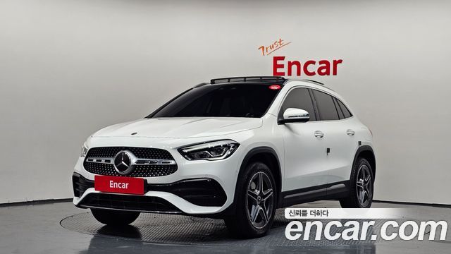 Mercedes-Benz GLA-Class GLA250 4MATIC
